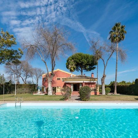 Villa Lucrecia Moron de la Frontera Luaran gambar